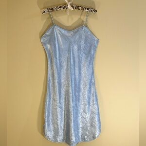VTG 1990s Light Blue Satin Chemise Nightgown Rosebud Trim Petra Fashions USA M